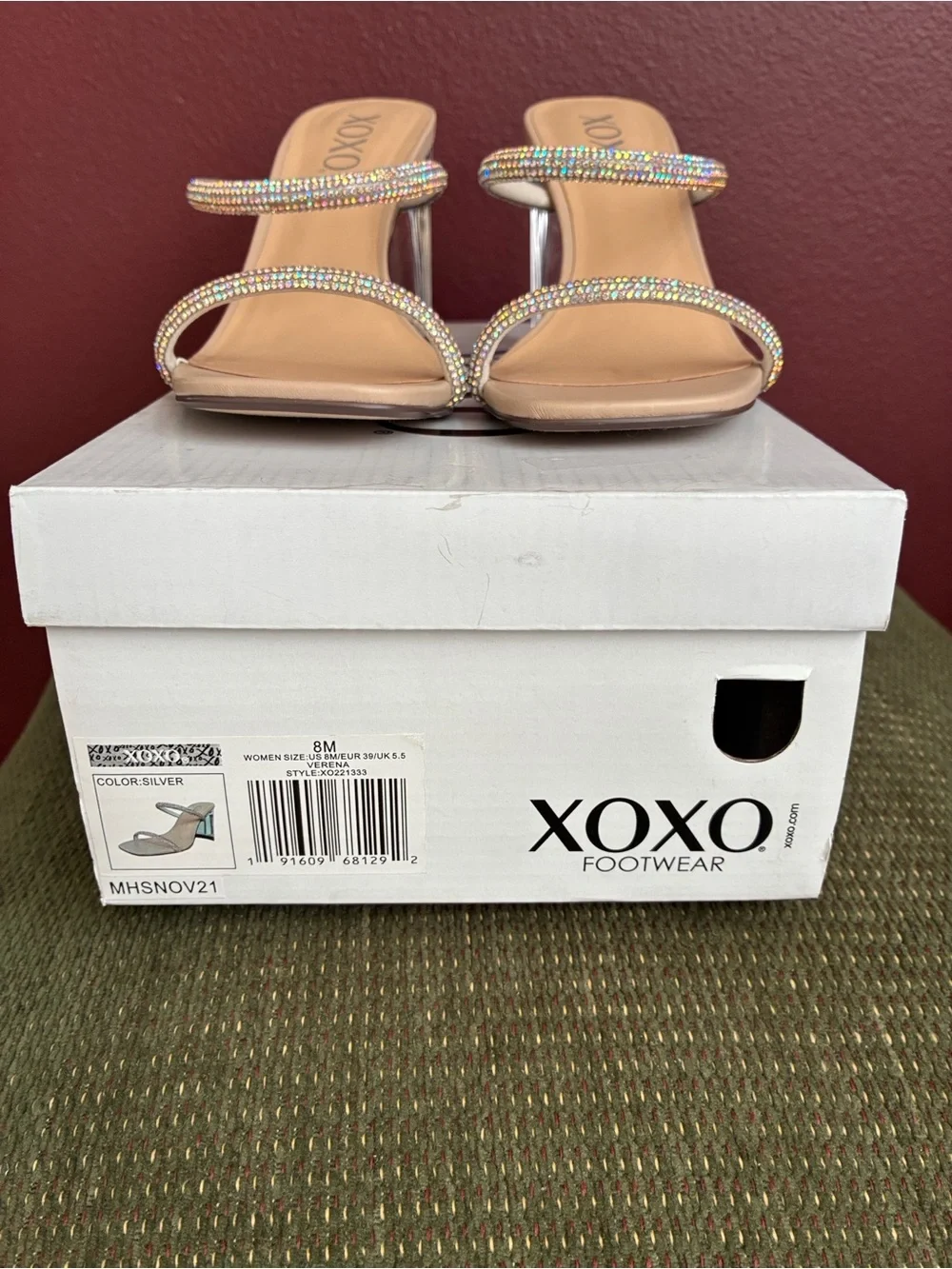 XOXO chic nude